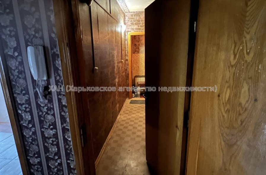 Продам квартиру, Борзенко Сергея ул. , 4  ком., 86 м², косметический ремонт 
