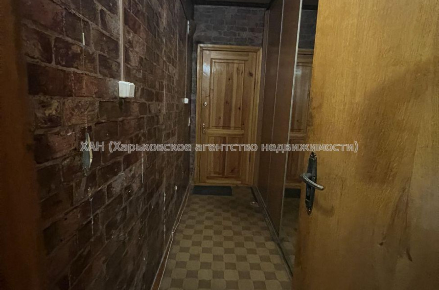 Продам квартиру, Всеволода Татькова ул. , 4 кім., 86 м², косметический ремонт 
