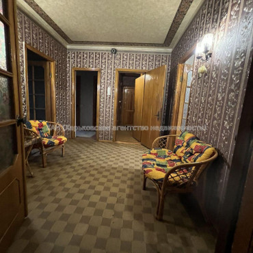 Продам квартиру, Всеволода Татькова ул. , 4 кім., 86 м², косметический ремонт 