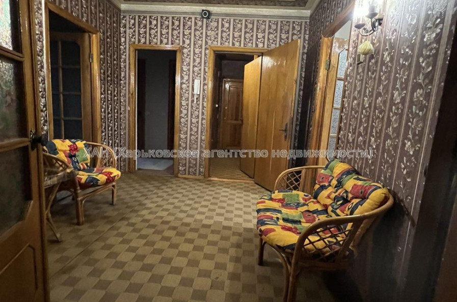 Продам квартиру, Всеволода Татькова ул. , 4 кім., 86 м², косметический ремонт 