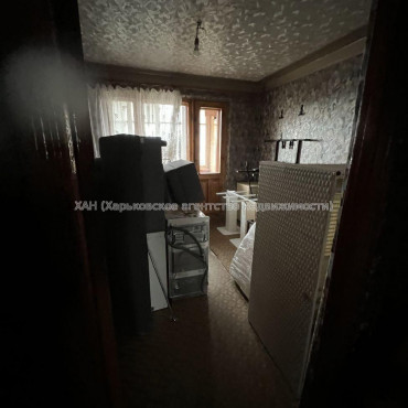 Продам квартиру, Борзенко Сергея ул. , 4 кім., 86 м², косметический ремонт 