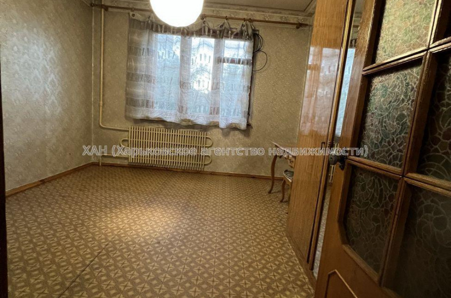 Продам квартиру, Всеволода Татькова ул. , 4 кім., 86 м², косметический ремонт 