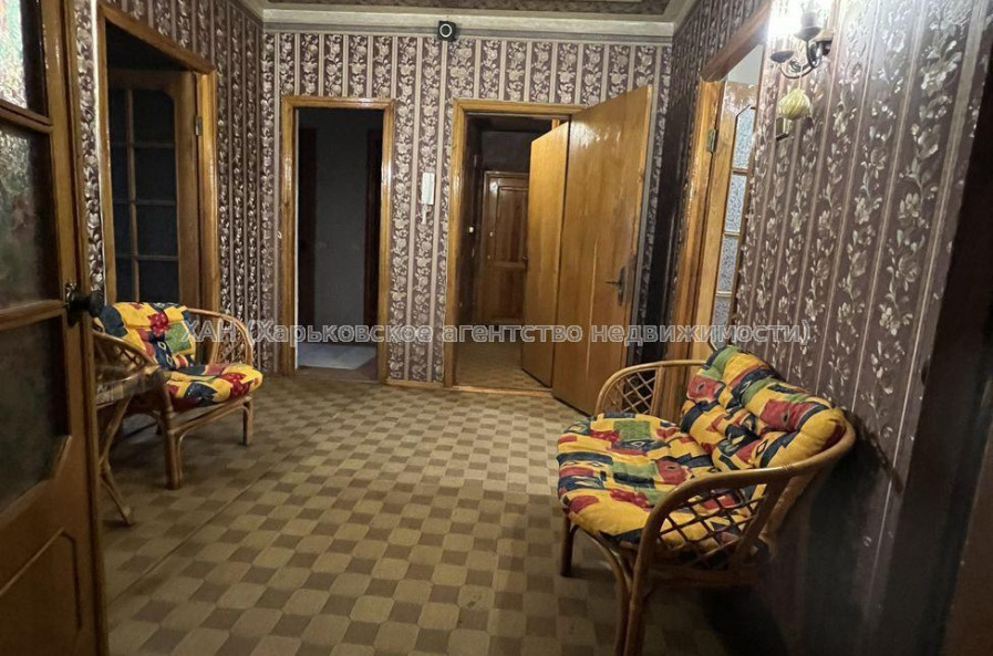 Продам квартиру, Всеволода Татькова ул. , 4 кім., 86 м², косметический ремонт 