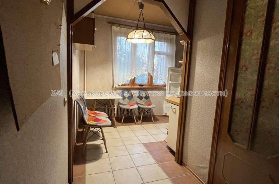 Продам квартиру, Всеволода Татькова ул. , 4 кім., 86 м², косметический ремонт 