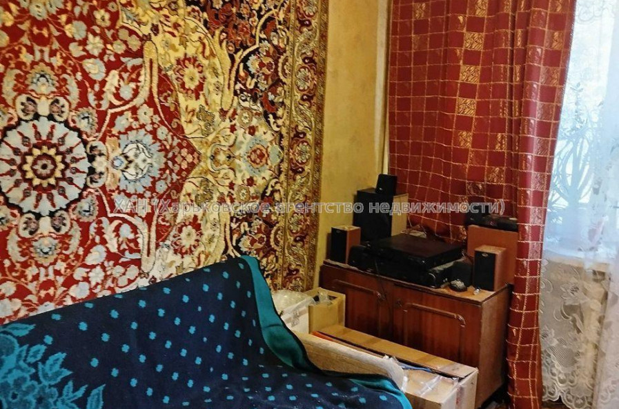 Продам квартиру, Василия Мельникова ул. , 2 кім., 30 м², без ремонта 