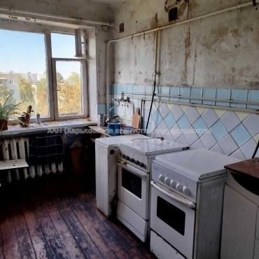 Продам квартиру, Василия Мельникова ул. , 2 кім., 30 м², без ремонта 