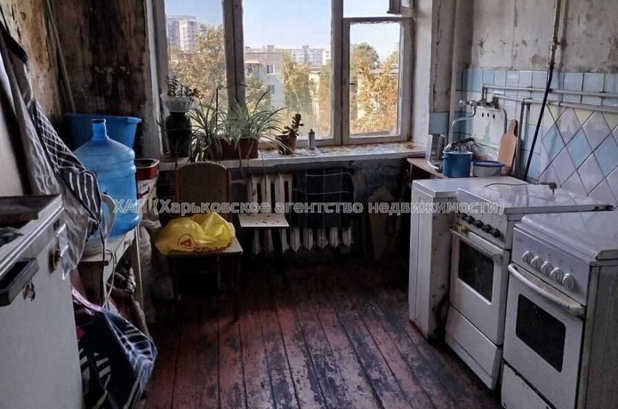 Продам квартиру, Василия Мельникова ул. , 2 кім., 30 м², без ремонта 