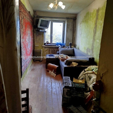 Продам квартиру, Василия Мельникова ул. , 2 кім., 30 м², без ремонта 