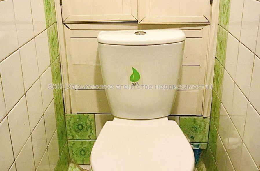 Продам квартиру, Победы просп. , 3  ком., 64.90 м², косметический ремонт 