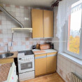 Продам квартиру, Победы просп. , 3 кім., 64.90 м², косметический ремонт 