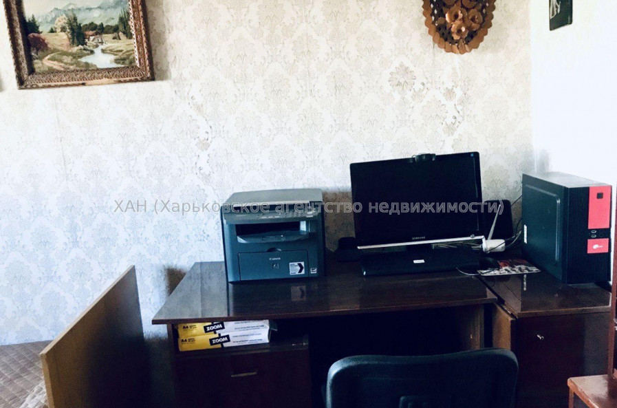 Продам квартиру, Победы просп. , 3  ком., 64.90 м², косметический ремонт 