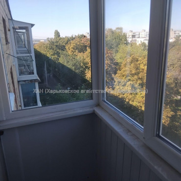 Продам квартиру, Байрона пр-т , 1 кім., 30.80 м², косметический ремонт 