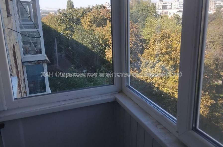 Продам квартиру, Байрона пр-т , 1 кім., 30.80 м², косметический ремонт 