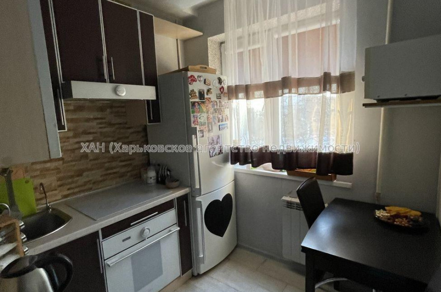 Продам квартиру, Ферганская ул. , 2  ком., 49 м², евроремонт 