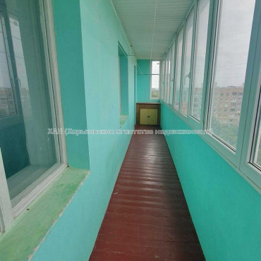 Продам квартиру, Харьковских Дивизий ул. , 3 кім., 65 м², косметический ремонт 