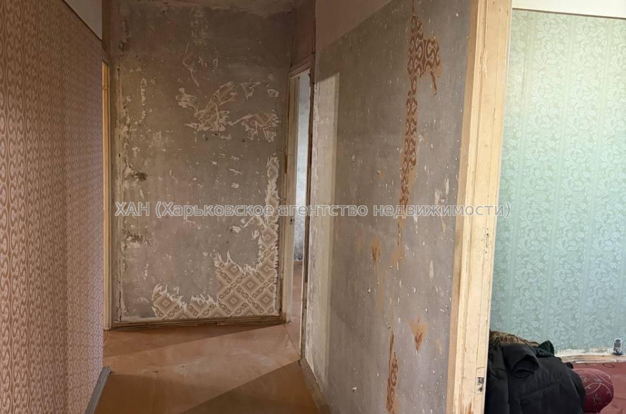 Продам квартиру, Тарасовская ул. , 3 кім., 65.20 м², без ремонта 