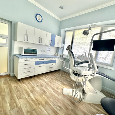 Продам нежилую недвижимость, помещение свободного назначения , 1  ком., 71 м², евроремонт 