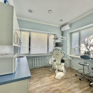 Продам нежилую недвижимость, помещение свободного назначения , 1  ком., 71 м², евроремонт 