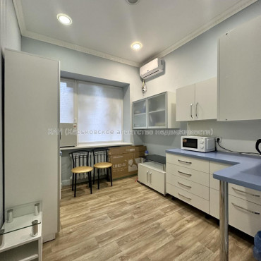 Продам нежилую недвижимость, помещение свободного назначения , 1  ком., 71 м², евроремонт 