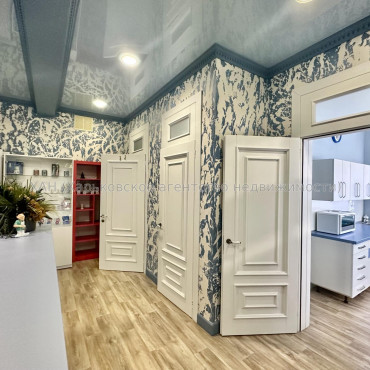 Продам нежилую недвижимость, помещение свободного назначения , 1  ком., 71 м², евроремонт 