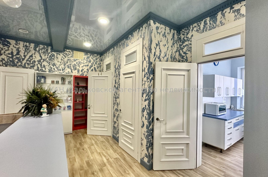 Продам нежилую недвижимость, помещение свободного назначения , 1  ком., 71 м², евроремонт 