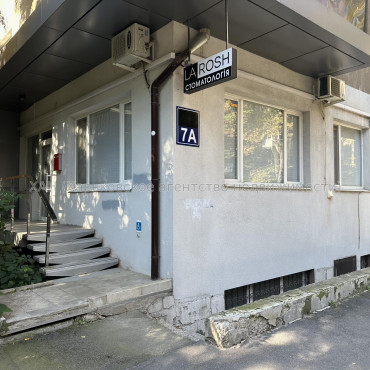 Продам нежилую недвижимость, помещение свободного назначения , 1  ком., 71 м², евроремонт 