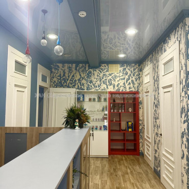 Продам нежилую недвижимость, помещение свободного назначения , 1  ком., 71 м², евроремонт 