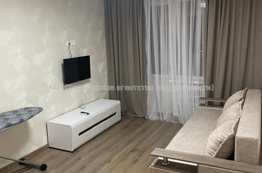 Продам квартиру, Людвига Свободы просп. , 1  ком., 34 м², евроремонт 