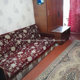 Продам квартиру, Амосова ул. , 1 кім., 38 м², советский ремонт