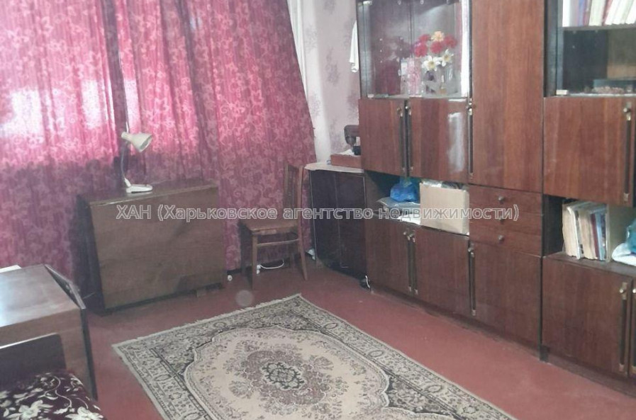 Продам квартиру, Амосова ул. , 1 кім., 38 м², советский ремонт 