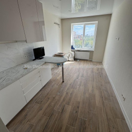 Продам квартиру, Веселая ул. , 1 кім., 20 м², евроремонт