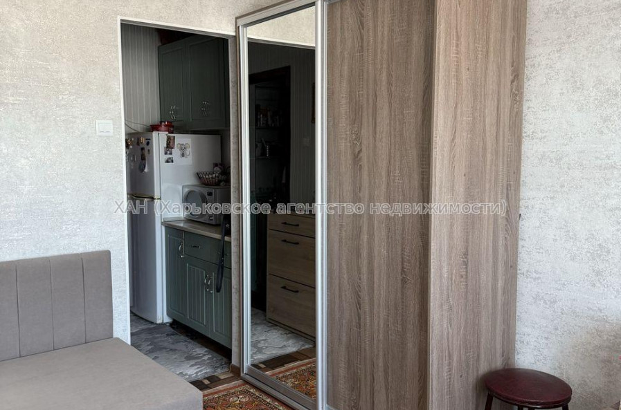 Продам квартиру, Ньютона ул. , 1 кім., 23 м², капитальный ремонт 