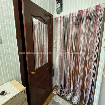 Продам квартиру, Ньютона ул. , 1 кім., 23 м², капитальный ремонт 