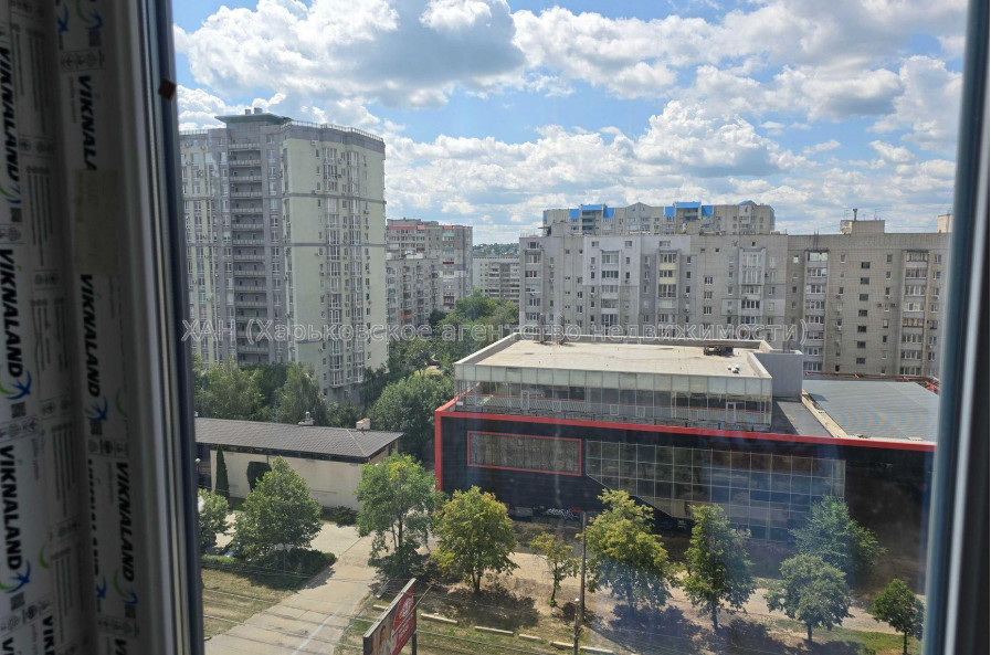 Продам квартиру, Клочковская ул. , 2  ком., 70.78 м², без внутренних работ 