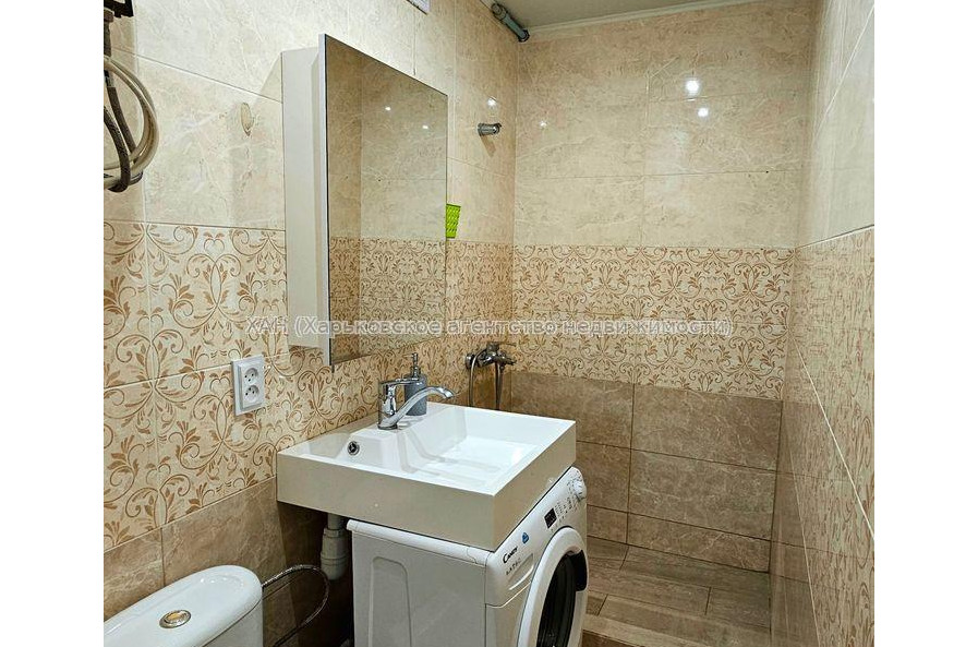 Продам квартиру, Белостокский пер. , 2  ком., 33 м², косметический ремонт 