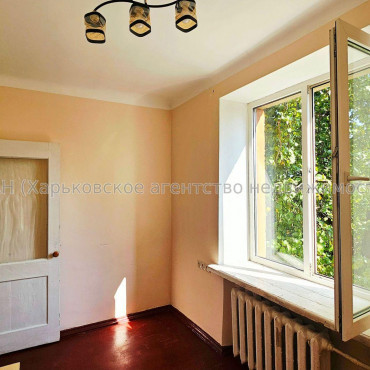 Продам квартиру, Белостокский пер. , 2  ком., 33 м², косметический ремонт 