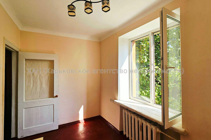 Продам квартиру, Белостокский пер. , 2  ком., 33 м², косметический ремонт 