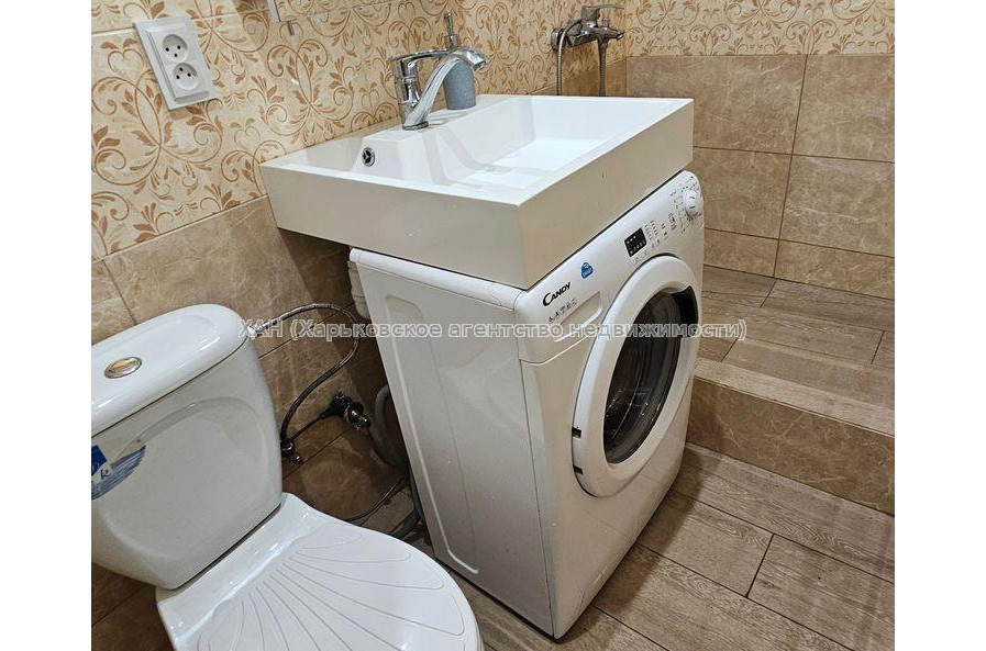 Продам квартиру, Белостокский пер. , 2  ком., 33 м², косметический ремонт 