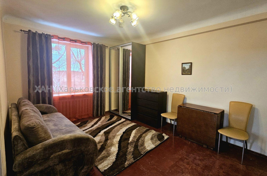 Продам квартиру, Белостокский пер. , 2  ком., 33 м², косметический ремонт 