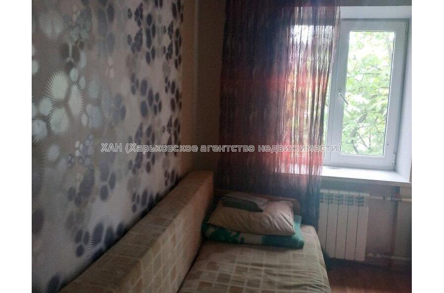 Продам квартиру, Ощепкова Андрея ул. , 1 кім., 18 м², косметический ремонт 