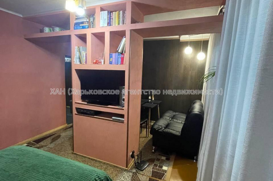 Продам квартиру, Липовый Гай ул. , 2  ком., 45 м², капитальный ремонт 