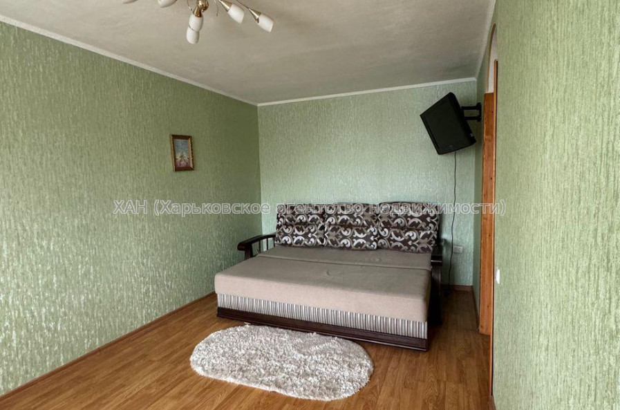 Продам квартиру, Шекспира ул. , 1 кім., 33 м², капитальный ремонт 