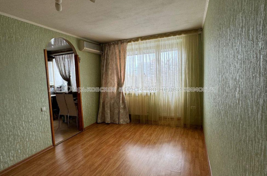 Продам квартиру, Шекспира ул. , 1 кім., 33 м², капитальный ремонт 