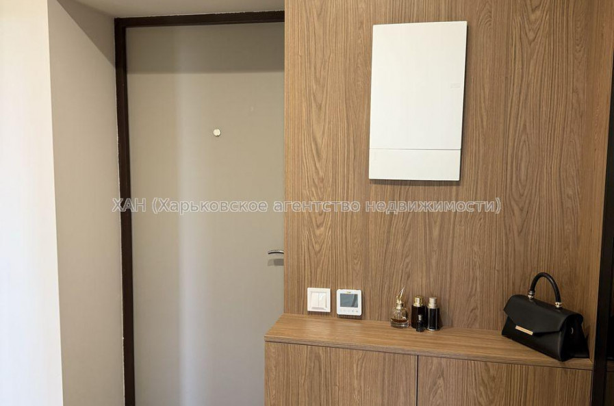 Продам квартиру, Профессорская ул. , 2 кім., 70 м², евроремонт 