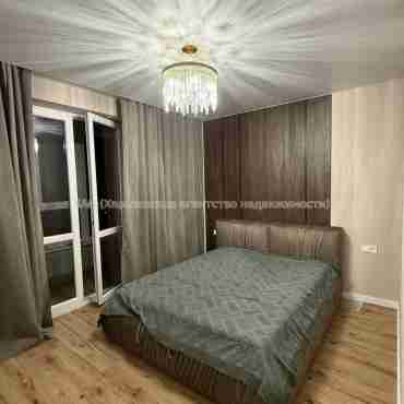 Продам квартиру, Профессорская ул. , 2 кім., 70 м², евроремонт 