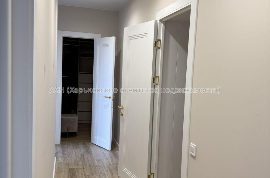 Продам квартиру, Профессорская ул. , 2 кім., 70 м², евроремонт 