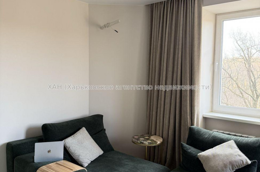 Продам квартиру, Профессорская ул. , 2 кім., 70 м², евроремонт 