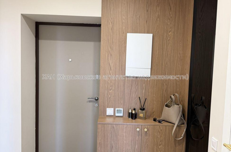 Продам квартиру, Профессорская ул. , 2 кім., 70 м², евроремонт 