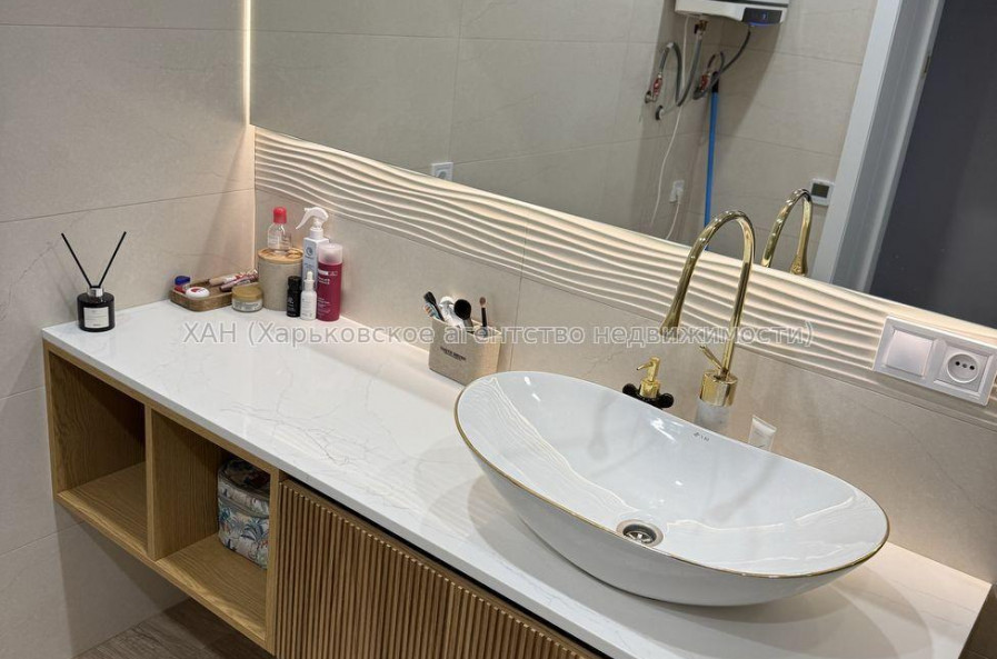 Продам квартиру, Профессорская ул. , 2 кім., 70 м², евроремонт 