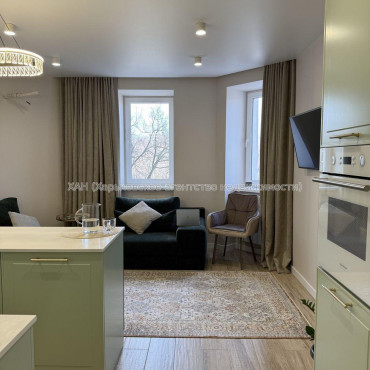 Продам квартиру, Профессорская ул. , 2 кім., 70 м², евроремонт 